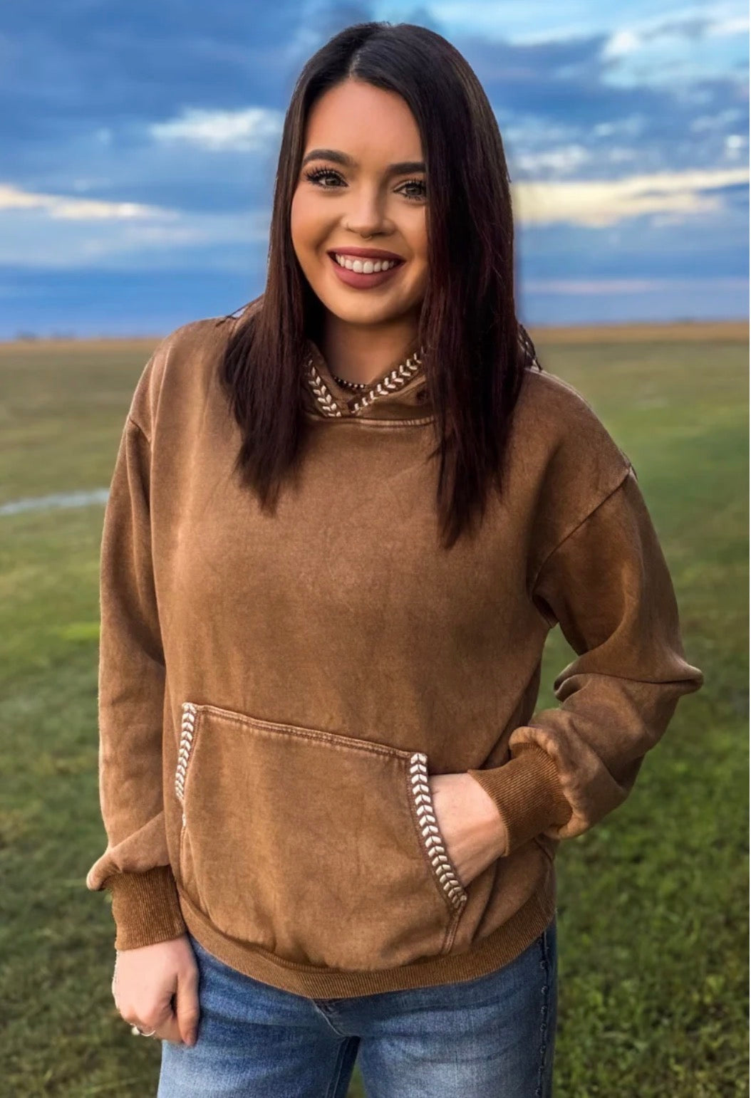 HOMESTEAD STITCHED HOODIE -TAN